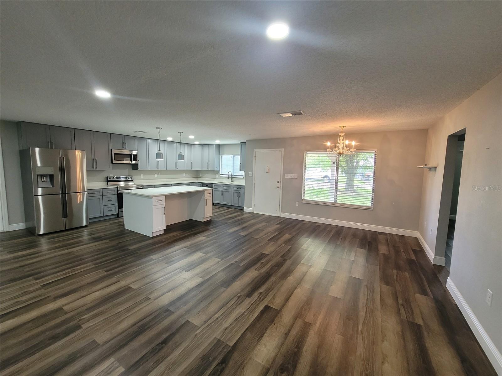 Image 3 of 29 For 10481 Montpelier Circle