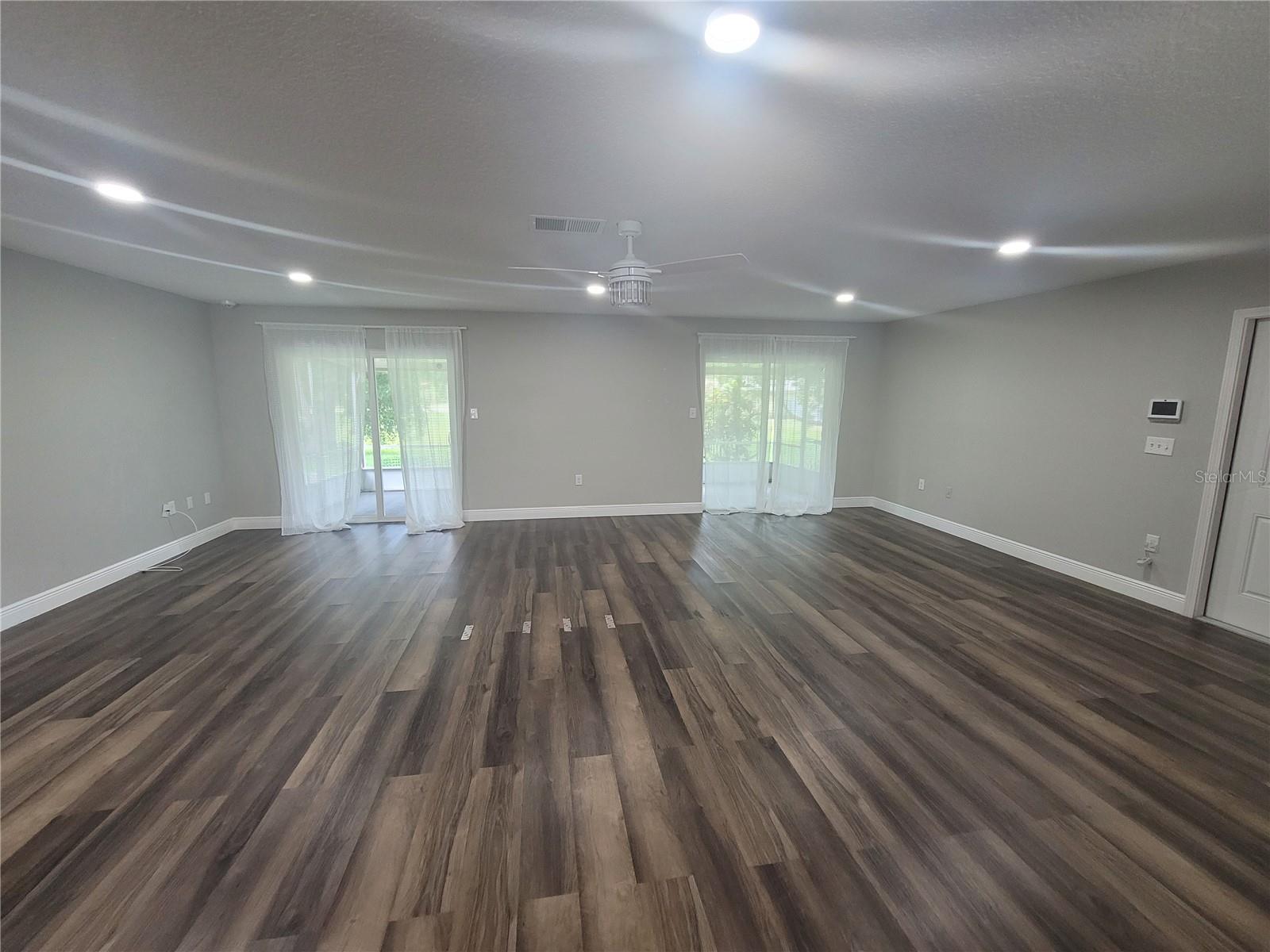 Image 7 of 29 For 10481 Montpelier Circle