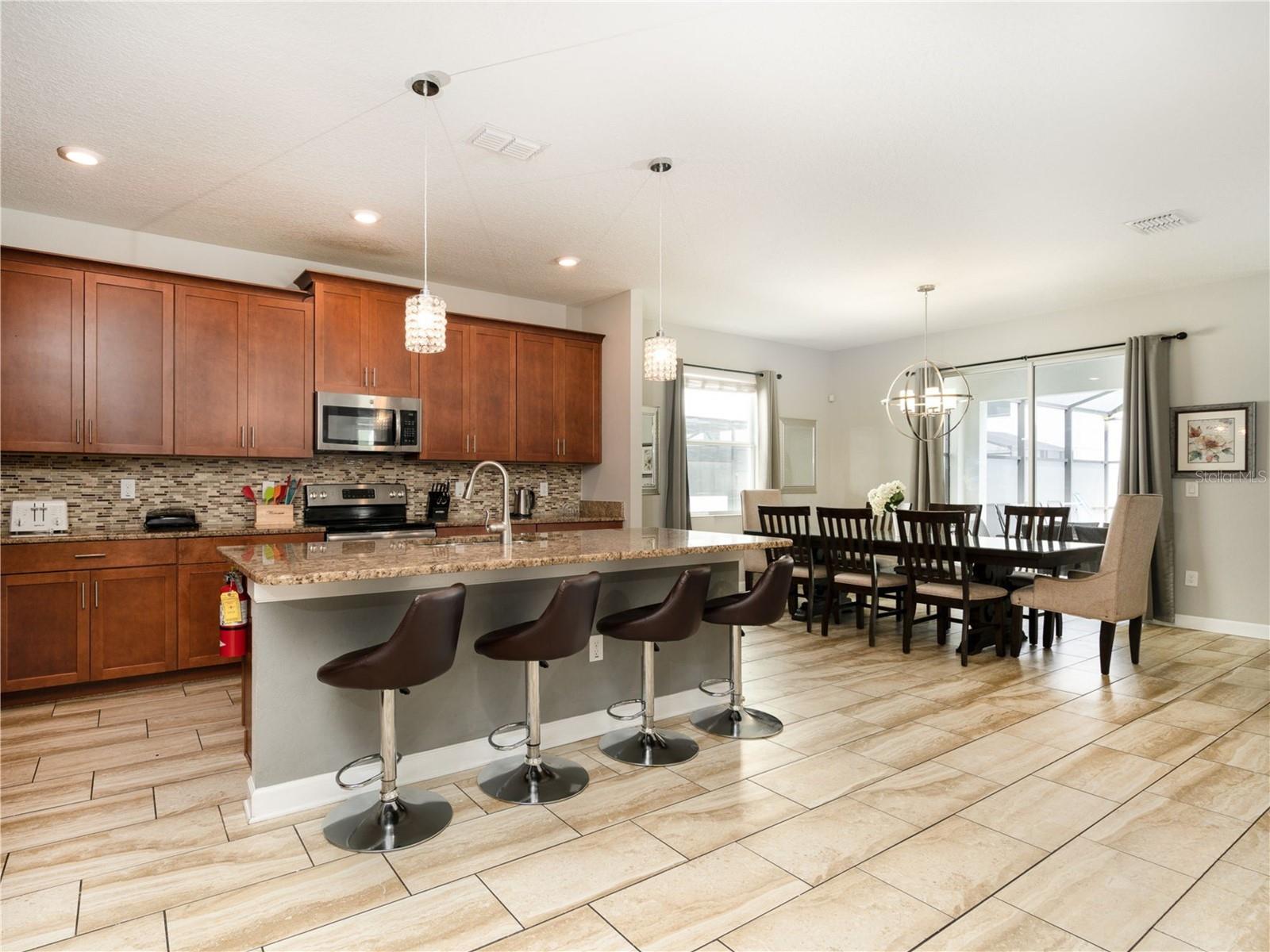 Image 23 of 67 For 4770 Kings Castle Circle