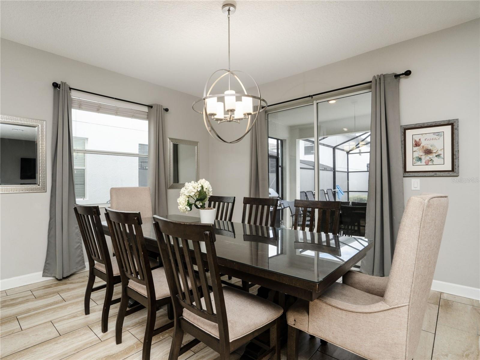 Image 24 of 67 For 4770 Kings Castle Circle