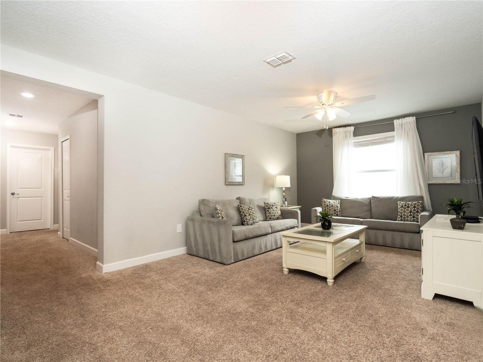 Image 31 of 67 For 4770 Kings Castle Circle