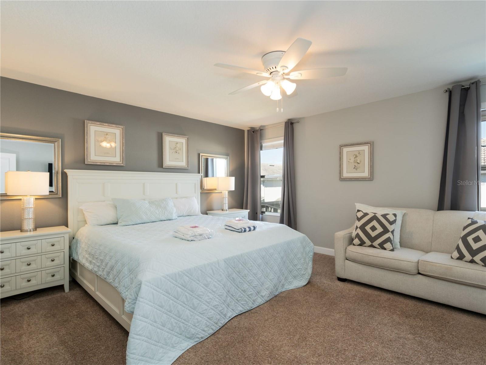 Image 34 of 67 For 4770 Kings Castle Circle