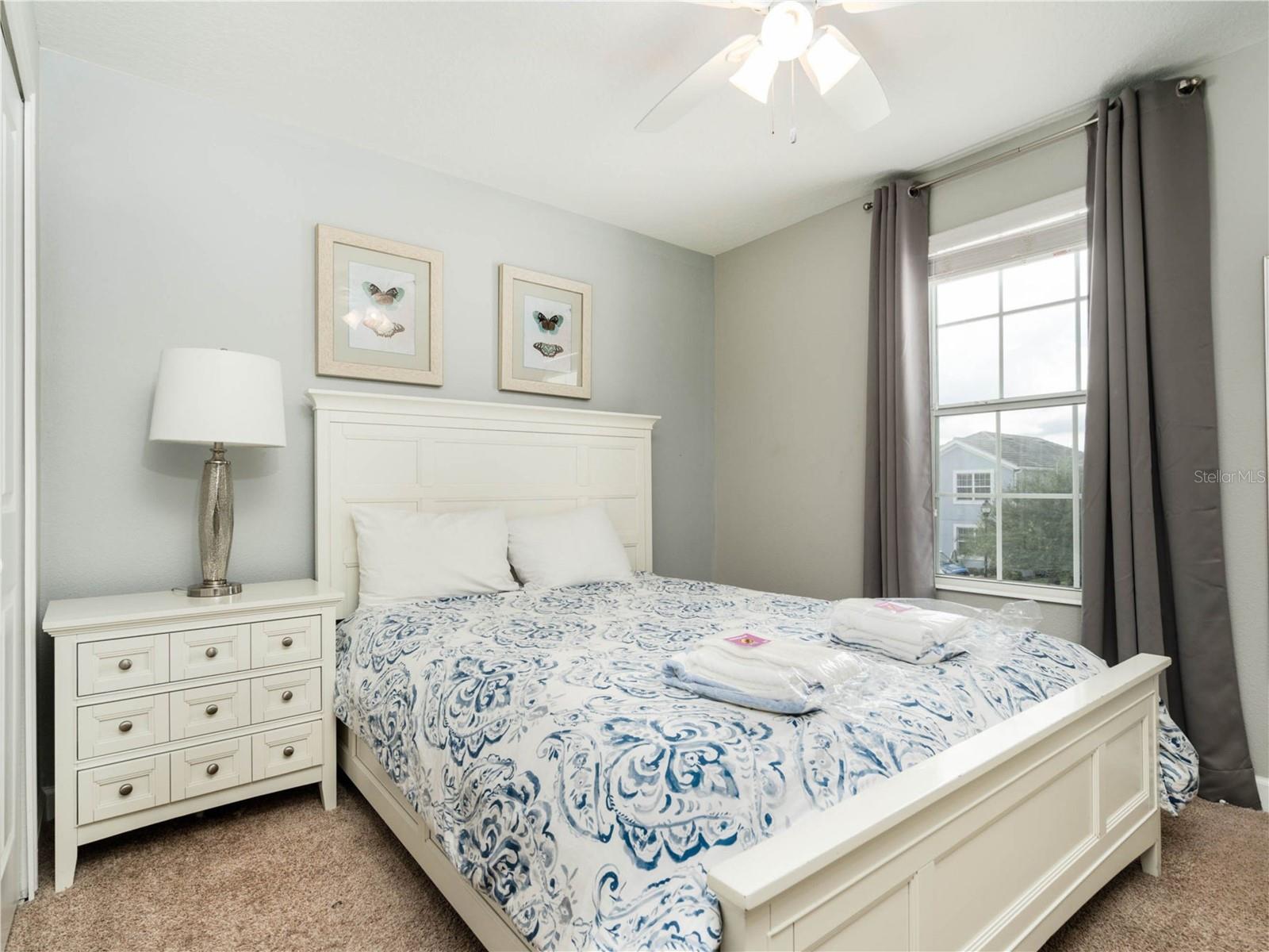 Image 41 of 67 For 4770 Kings Castle Circle