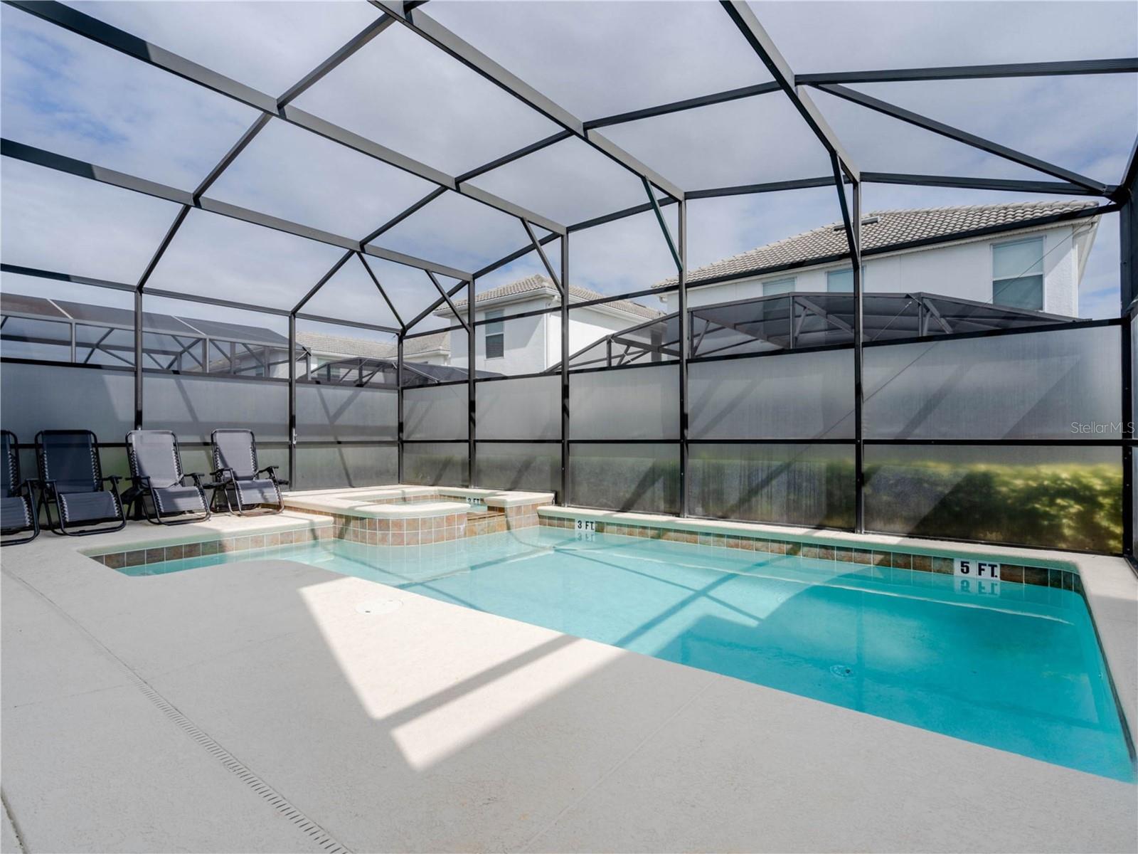 Image 9 of 67 For 4770 Kings Castle Circle