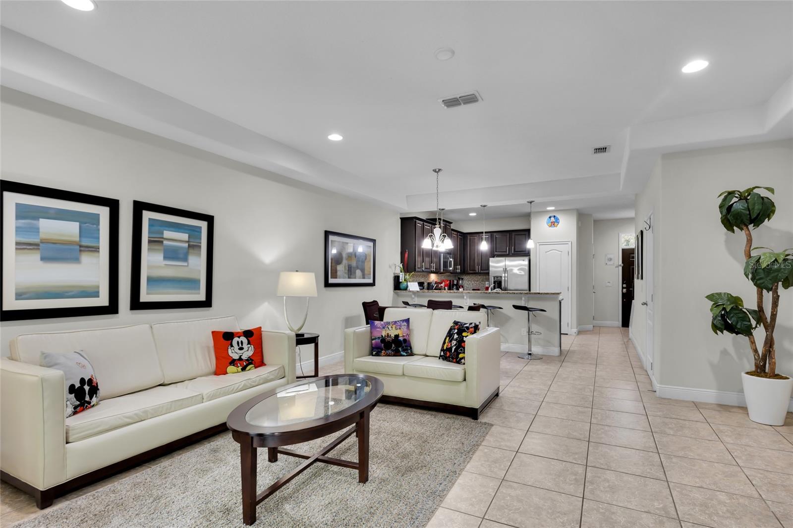 Image 14 of 41 For 8203 Roseville Boulevard