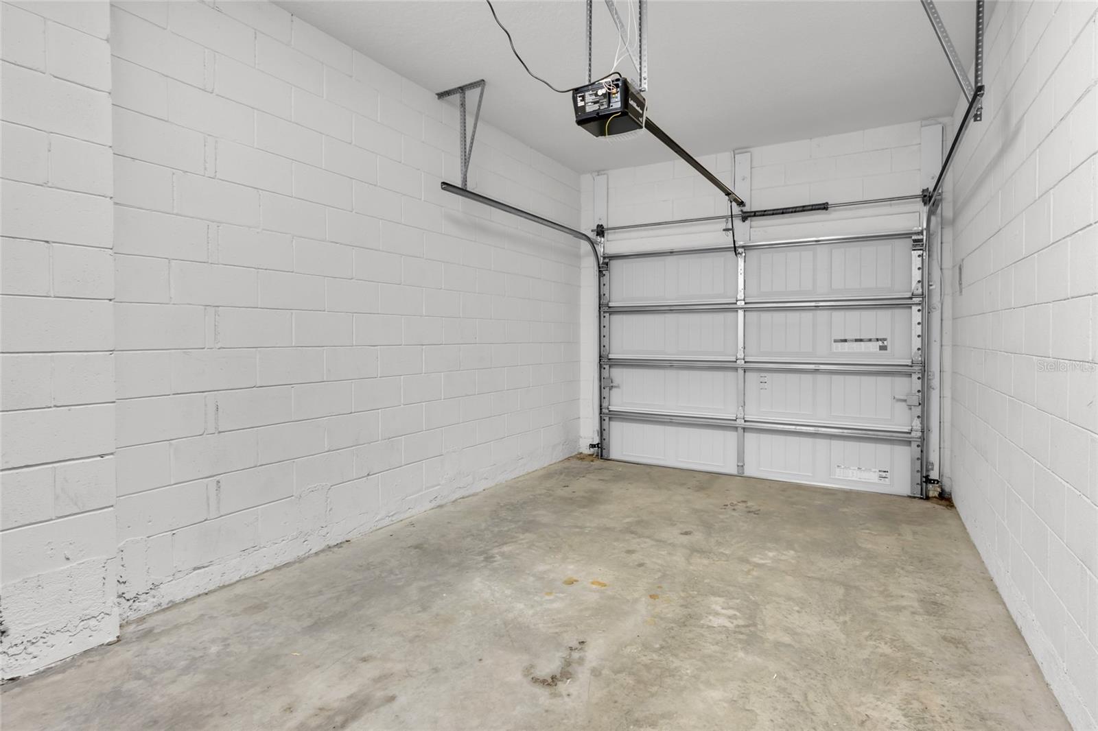 Image 16 of 41 For 8203 Roseville Boulevard