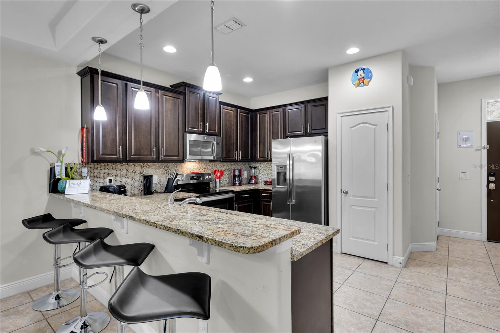 Image 8 of 41 For 8203 Roseville Boulevard