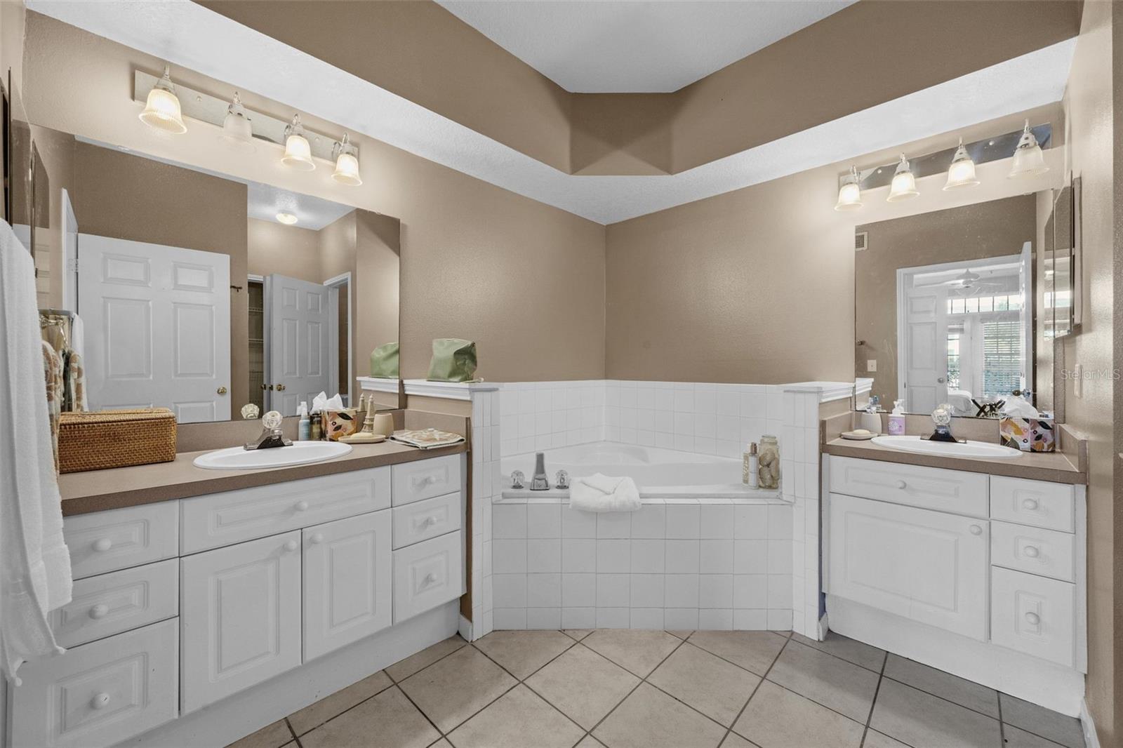 Image 15 of 38 For 315 Grand Magnolia Avenue 101