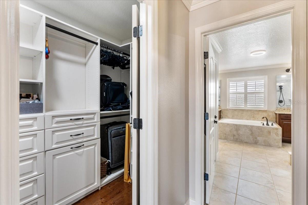 Image 41 of 64 For 3680 Mt Vernon Way