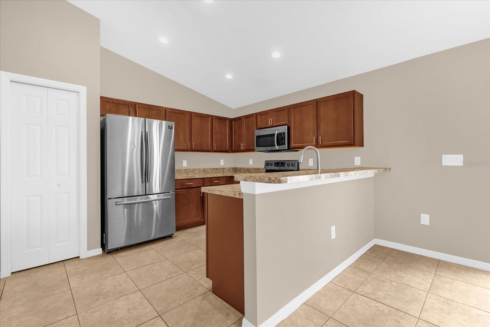 Image 19 of 28 For 505 Pentas Lane