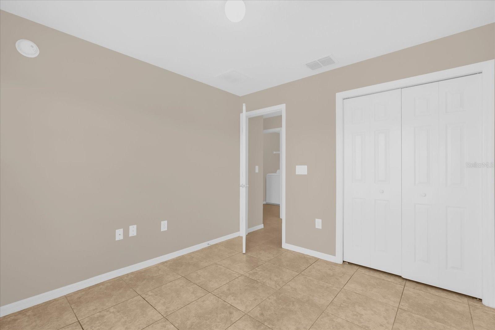 Image 9 of 28 For 505 Pentas Lane