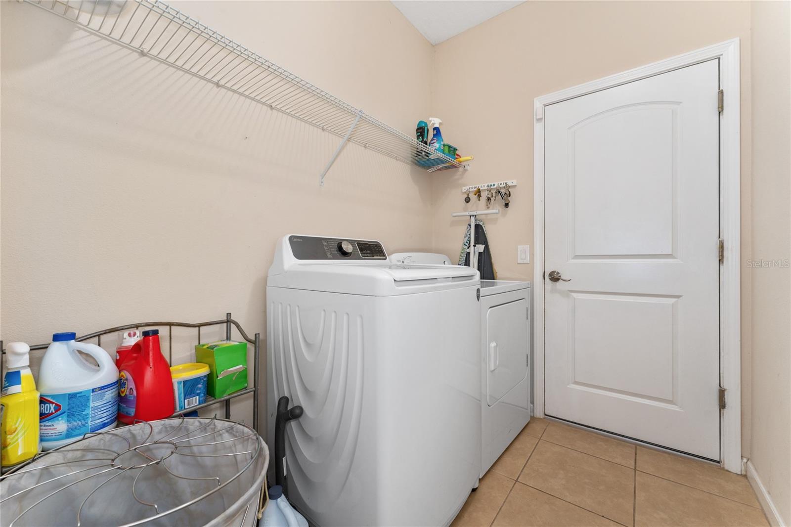 Image 18 of 25 For 1705 Leatherback Lane