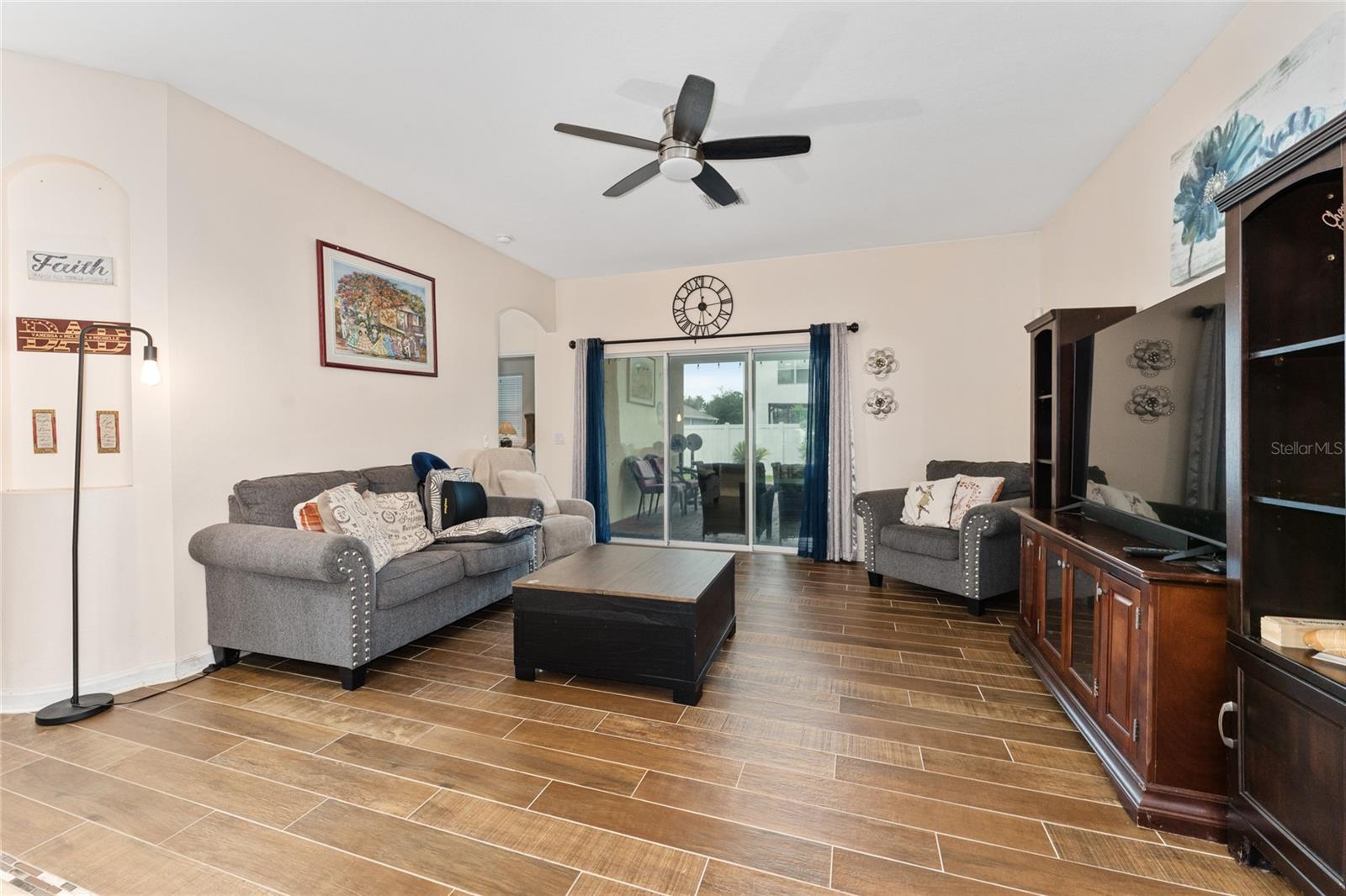 Image 7 of 25 For 1705 Leatherback Lane