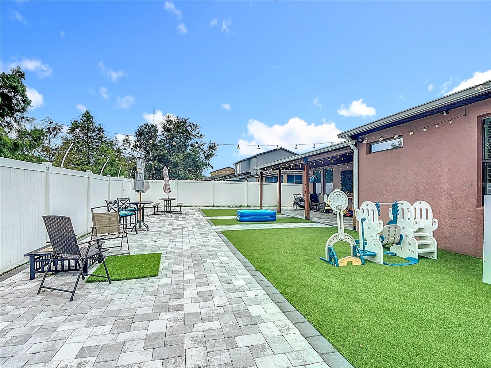 Image 39 of 45 For 911 La Terraza Lane