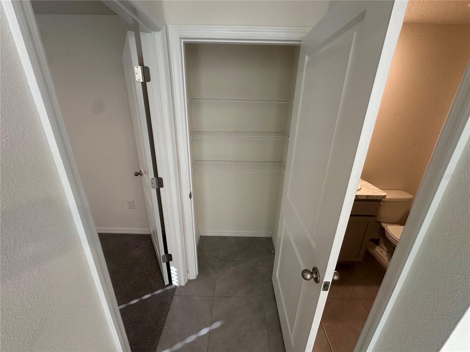 Image 17 of 68 For 16626 Mosaic Oar Drive