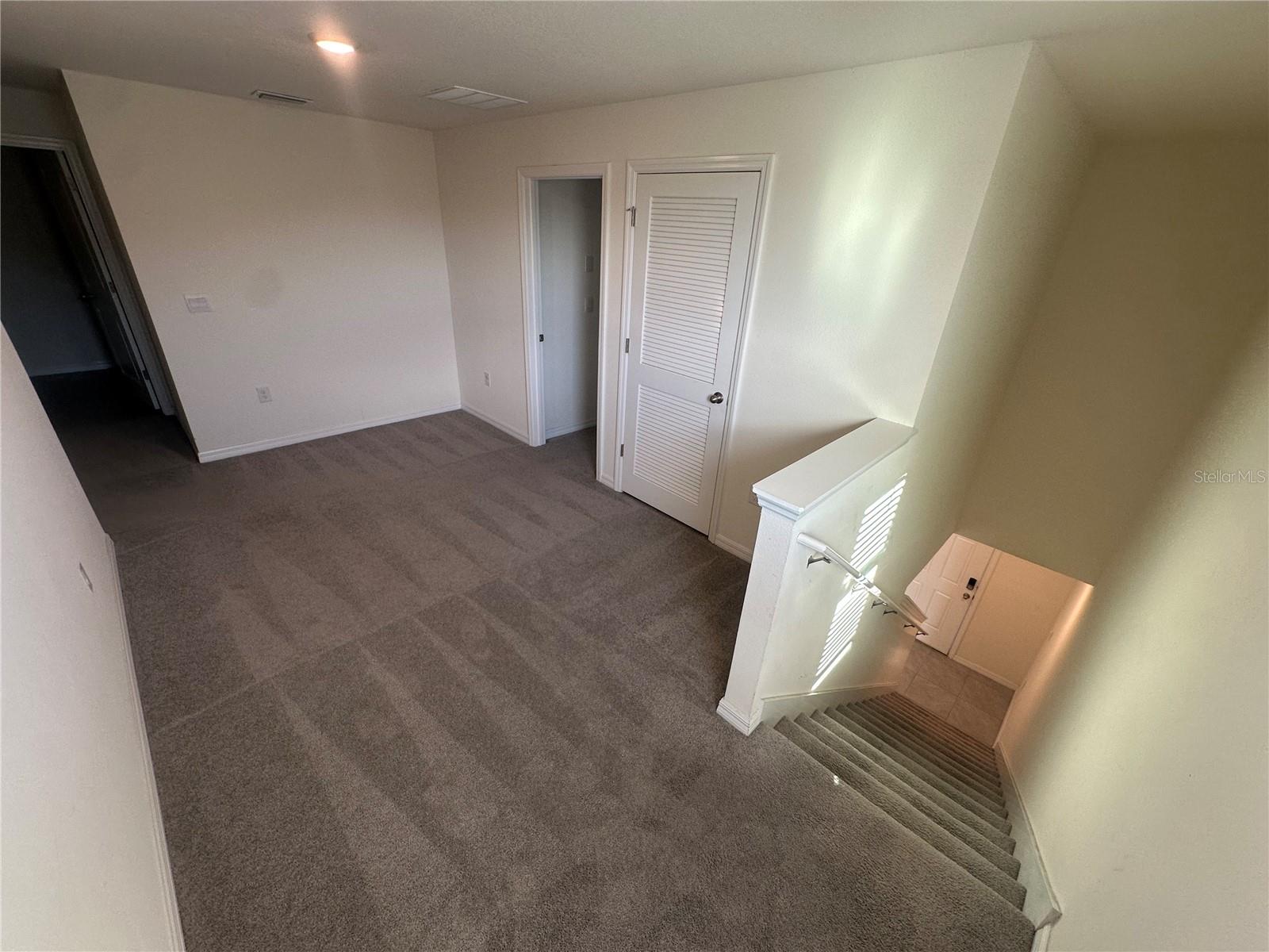 Image 27 of 68 For 16626 Mosaic Oar Drive