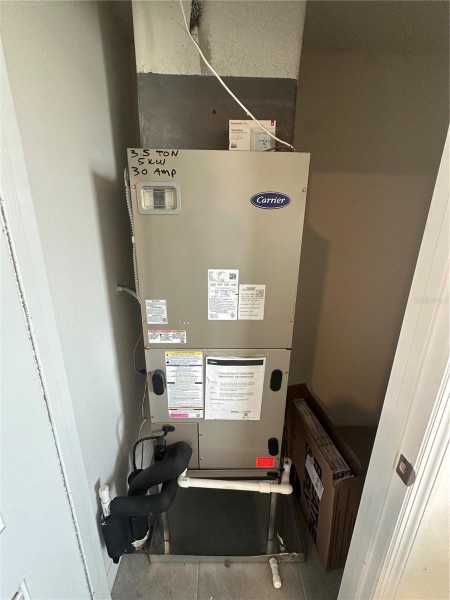 Image 29 of 68 For 16626 Mosaic Oar Drive