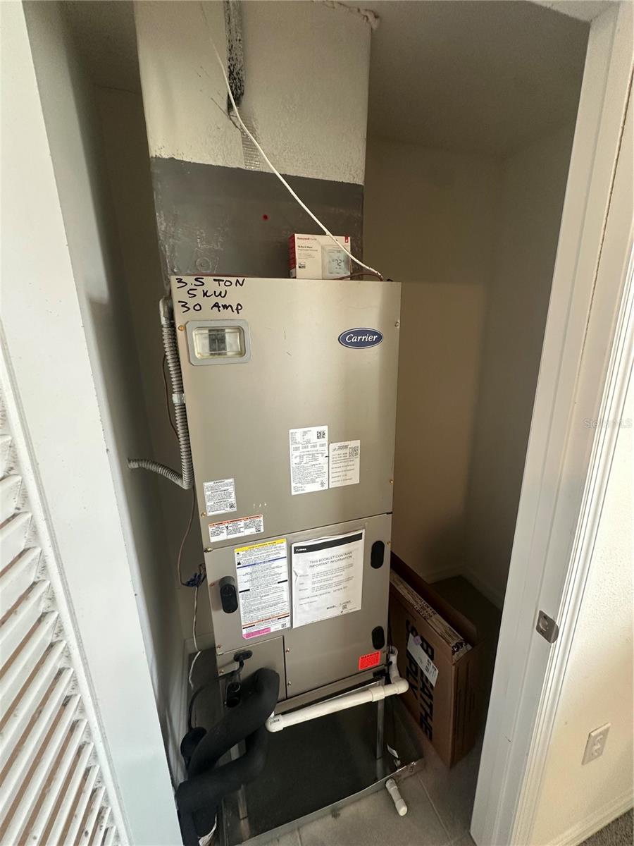 Image 30 of 68 For 16626 Mosaic Oar Drive