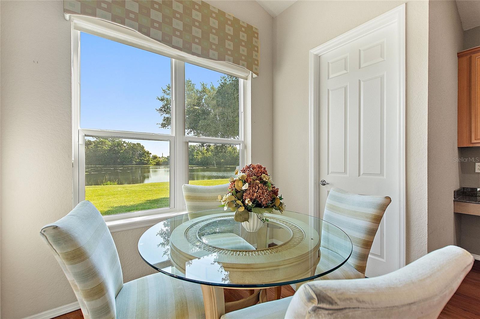 Image 16 of 60 For 136 Del Sol Avenue