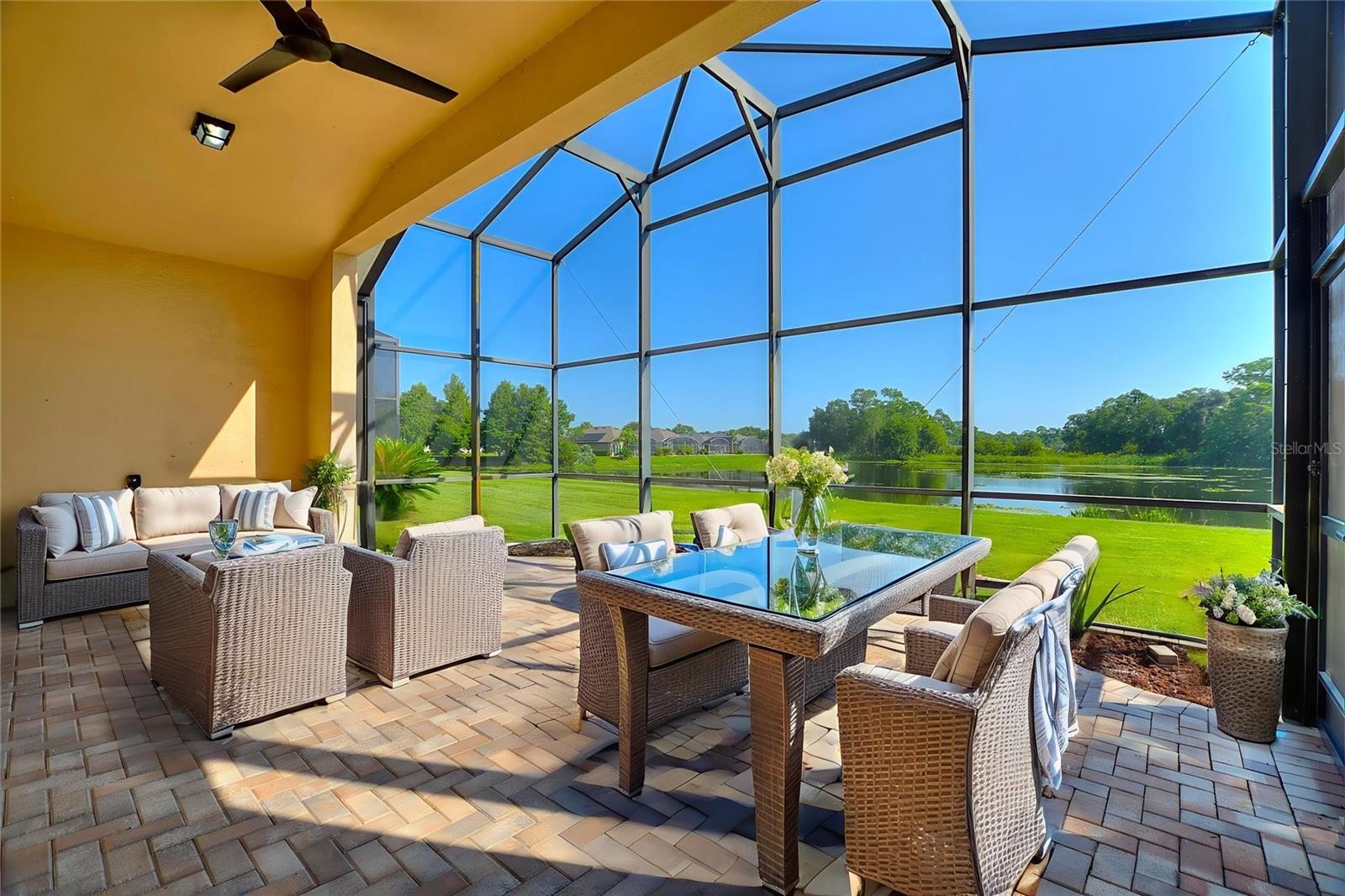 Image 8 of 60 For 136 Del Sol Avenue