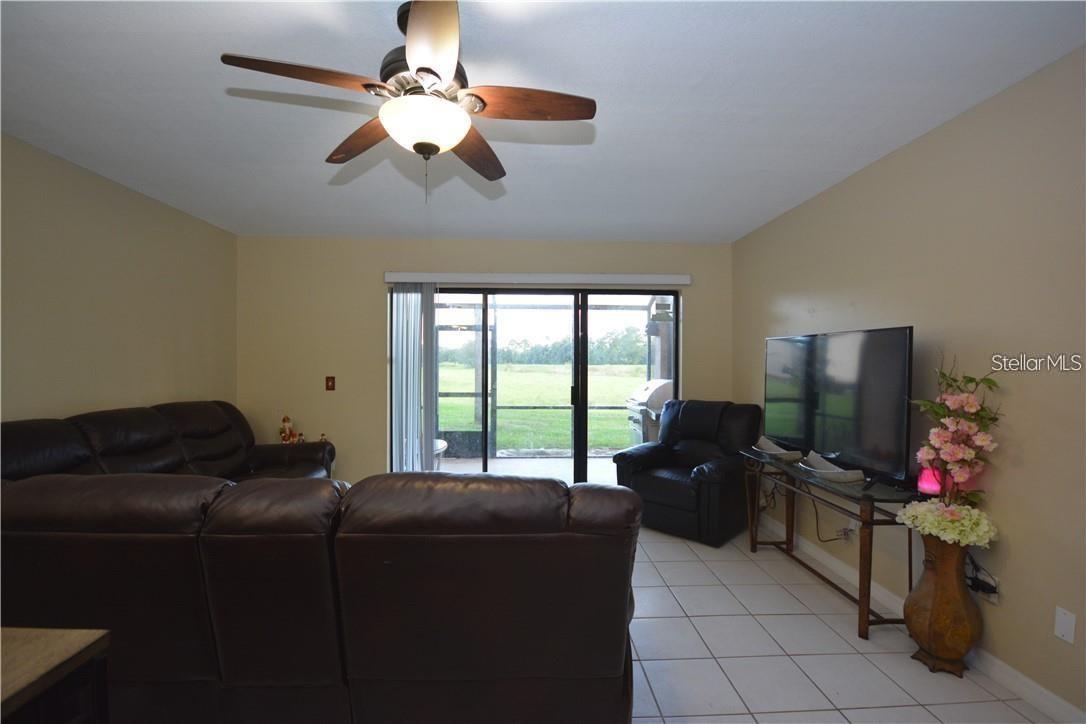Image 10 of 19 For 4856 Marks Terrace 404b1