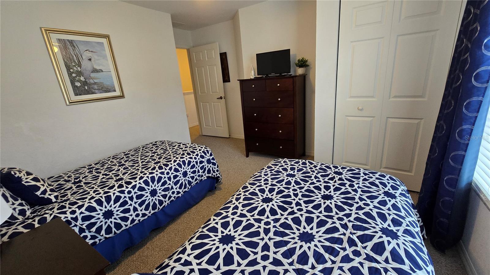 Image 11 of 14 For 4600 Yellowgold Road W 106