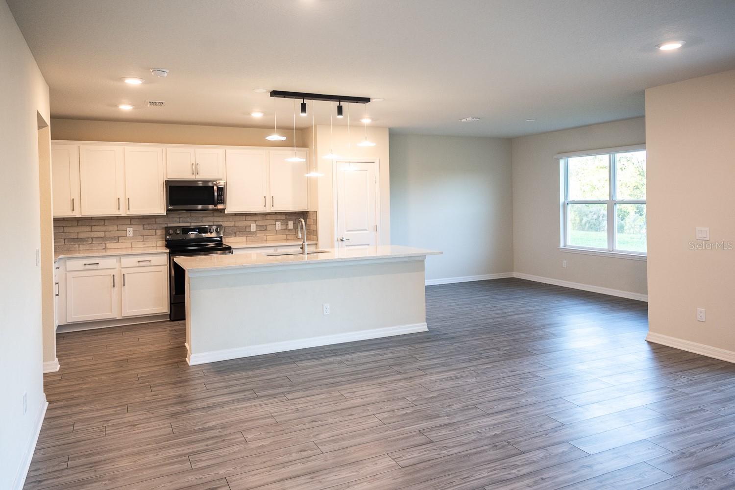 Image 4 of 47 For 5175 Northern Flicker Drive
