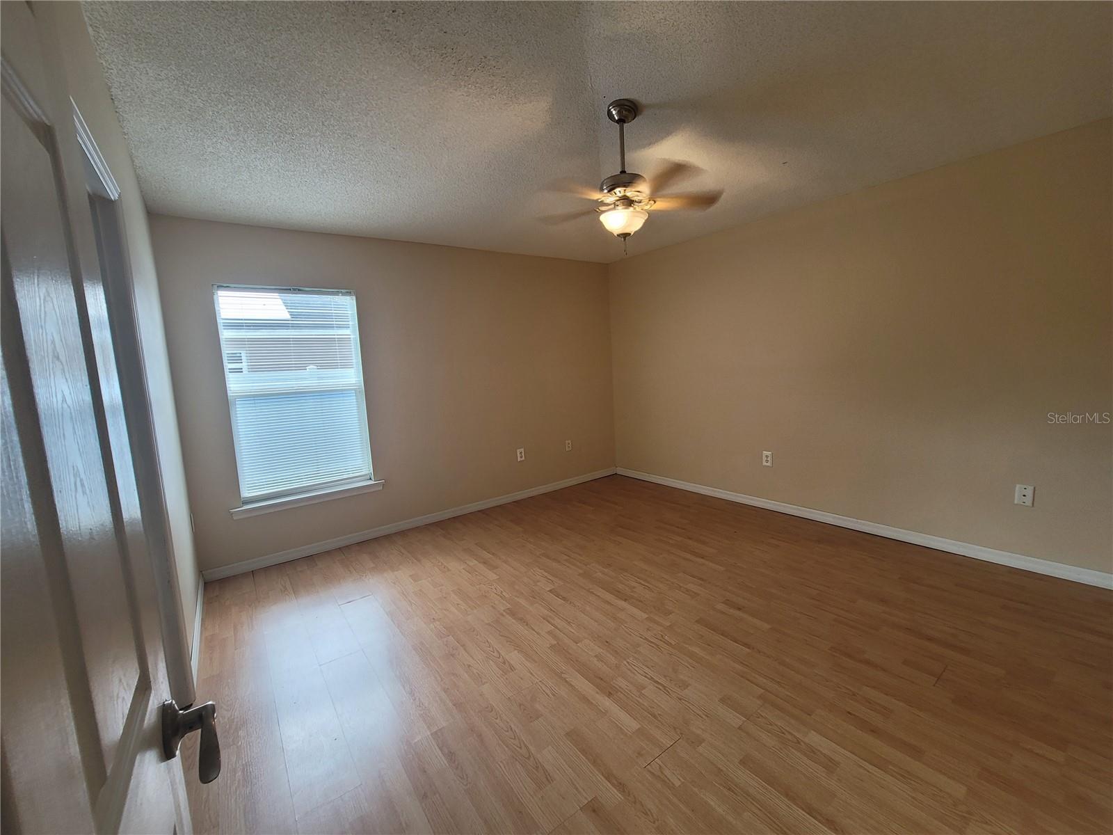 Image 10 of 22 For 723 Bobolink Court