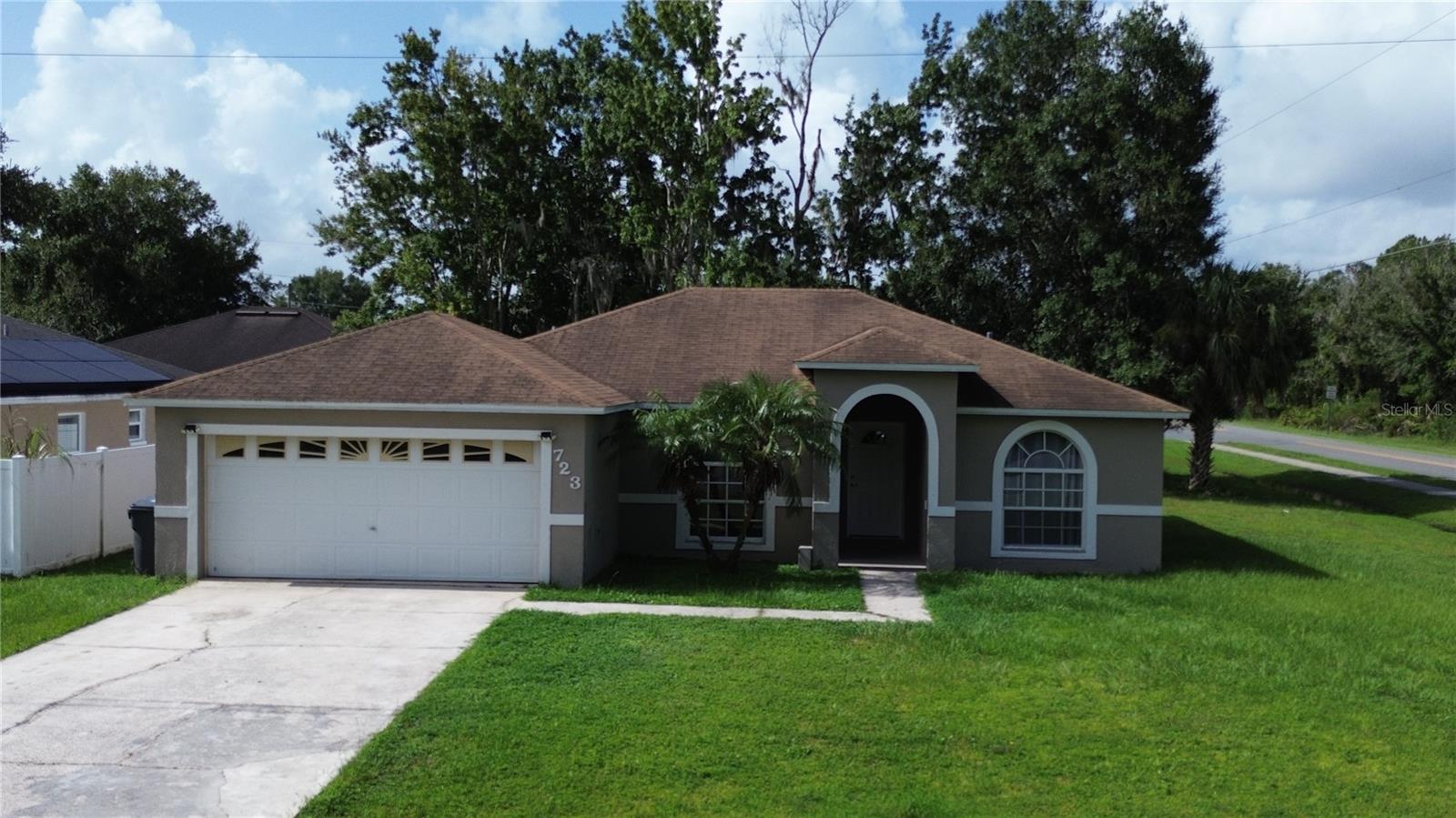 Image 20 of 22 For 723 Bobolink Court