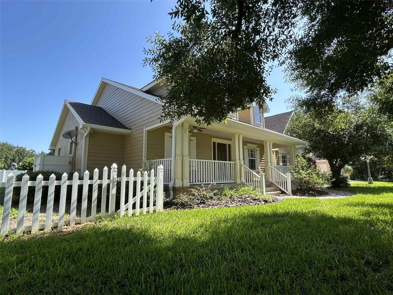 Image 3 of 40 For 1902 Englewood Court