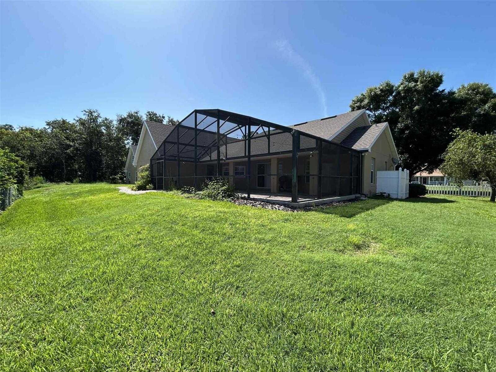 Image 31 of 40 For 1902 Englewood Court