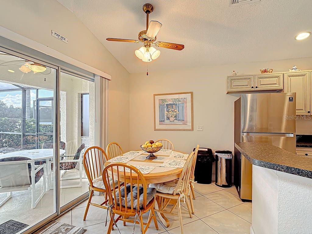 Image 14 of 53 For 955 Lake Berkley Drive