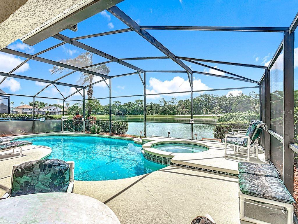 Image 36 of 53 For 955 Lake Berkley Drive