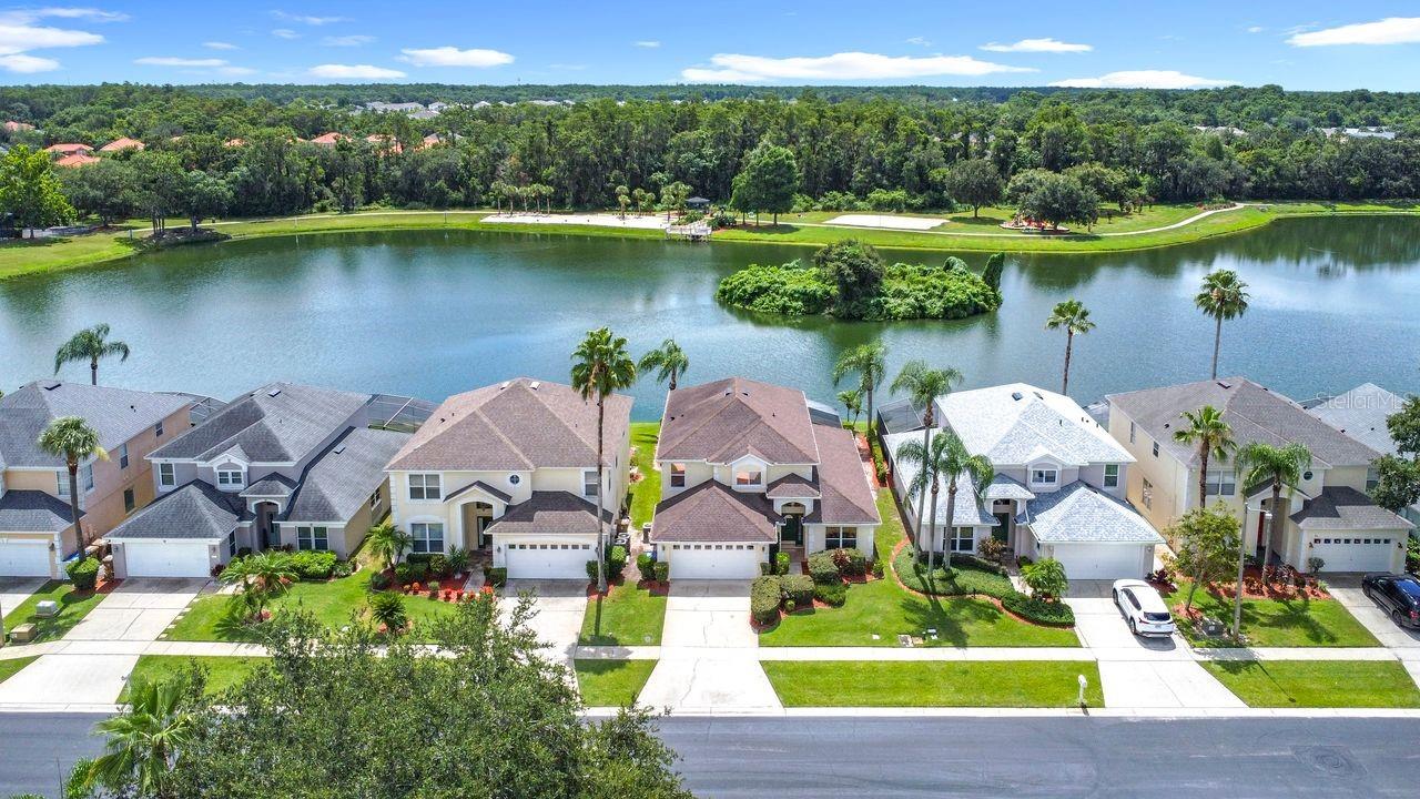 Image 52 of 53 For 955 Lake Berkley Drive