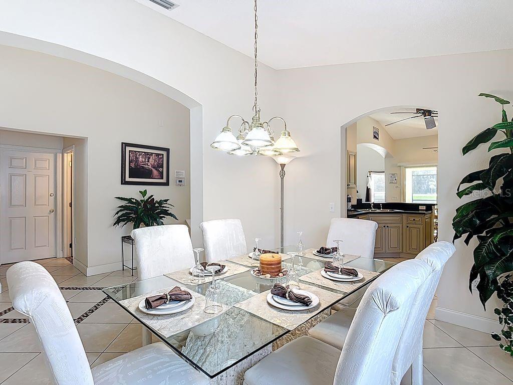 Image 6 of 53 For 955 Lake Berkley Drive