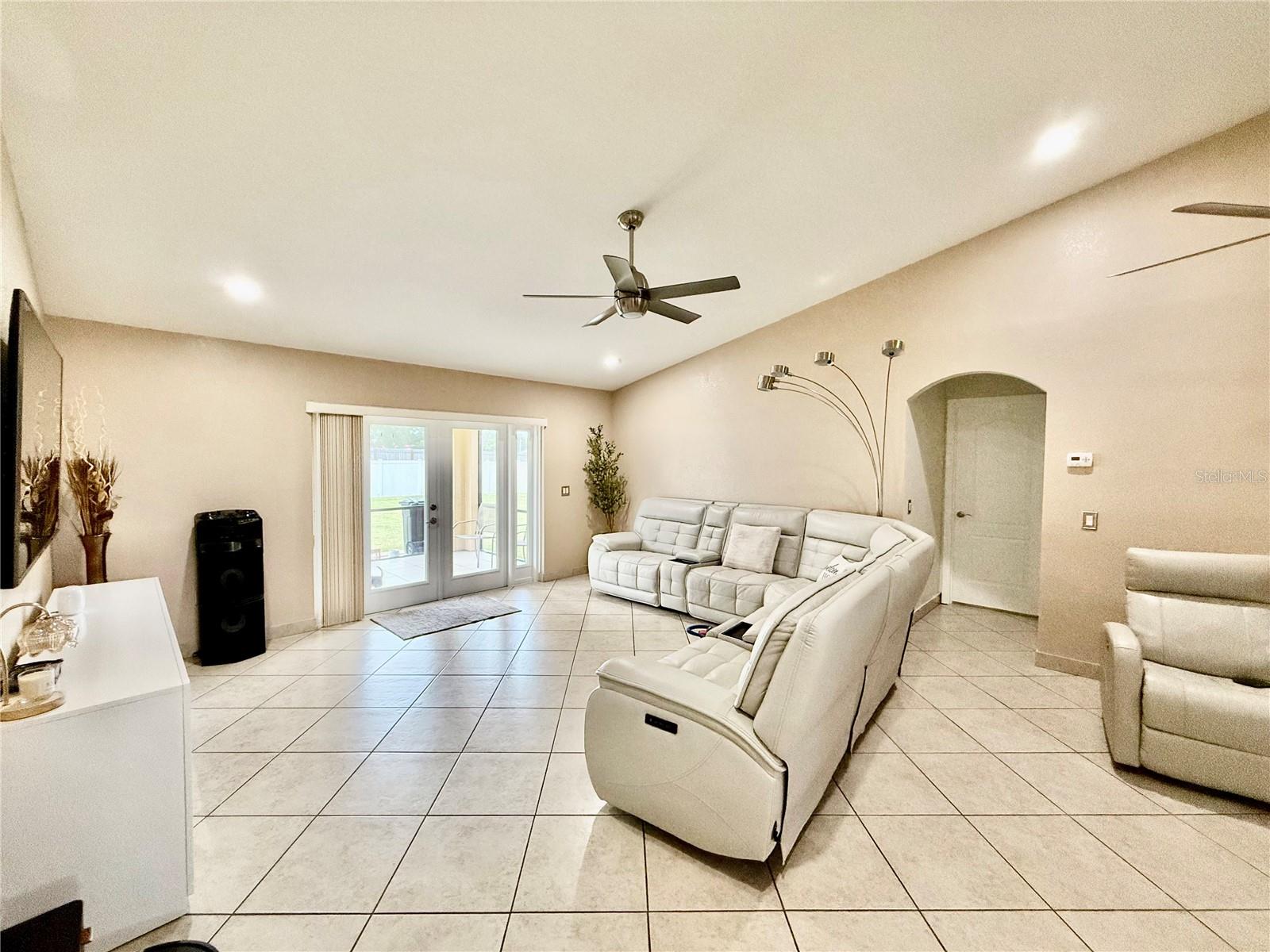 Image 10 of 29 For 6937 Minaxi Drive