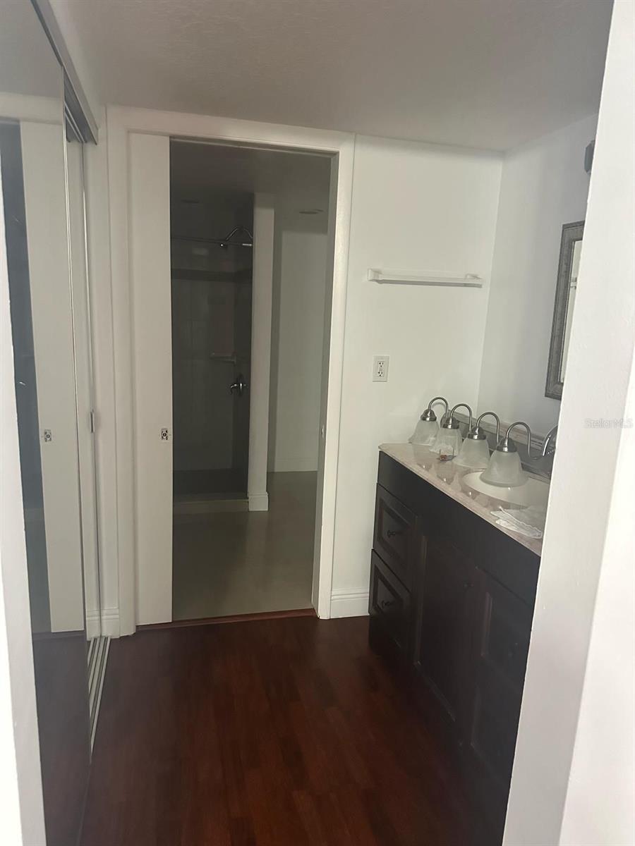 Image 4 of 12 For 1926 Cattleya Drive 3a