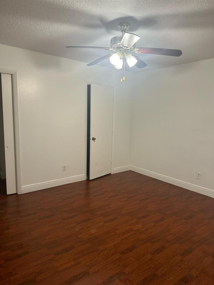 Image 8 of 12 For 1926 Cattleya Drive 3a
