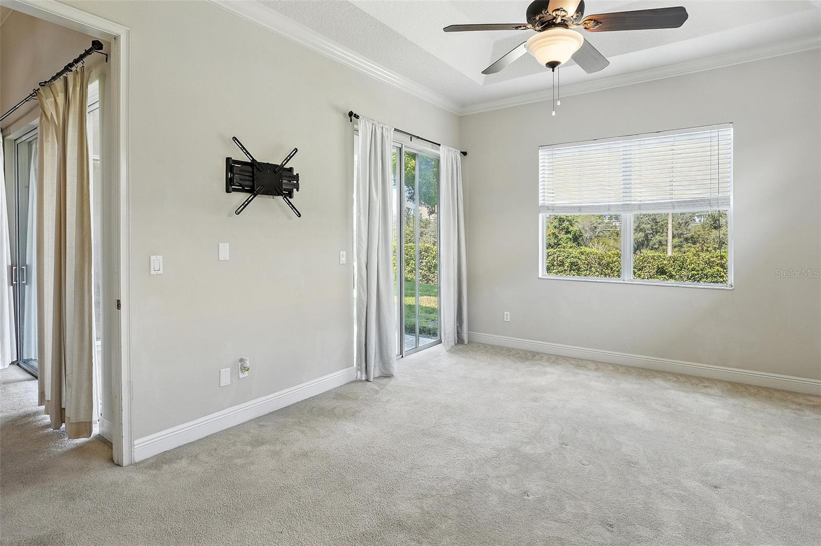 Image 18 of 47 For 551 Newhall Lane