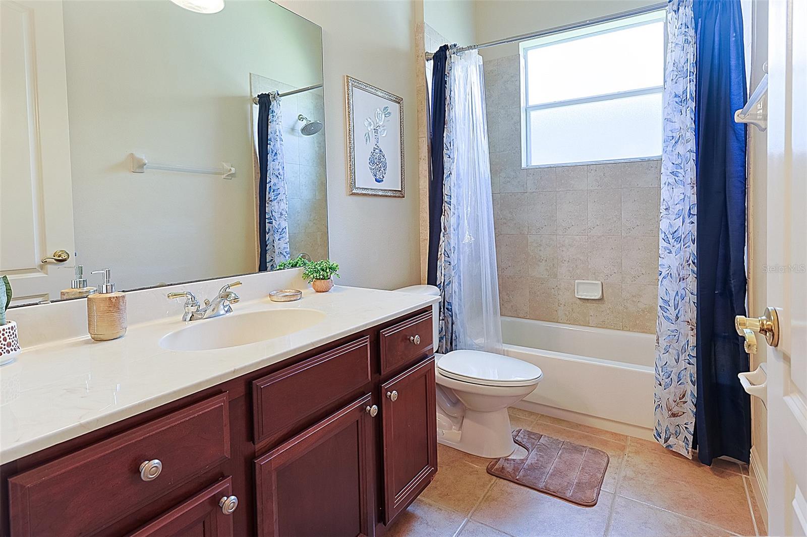 Image 30 of 47 For 551 Newhall Lane