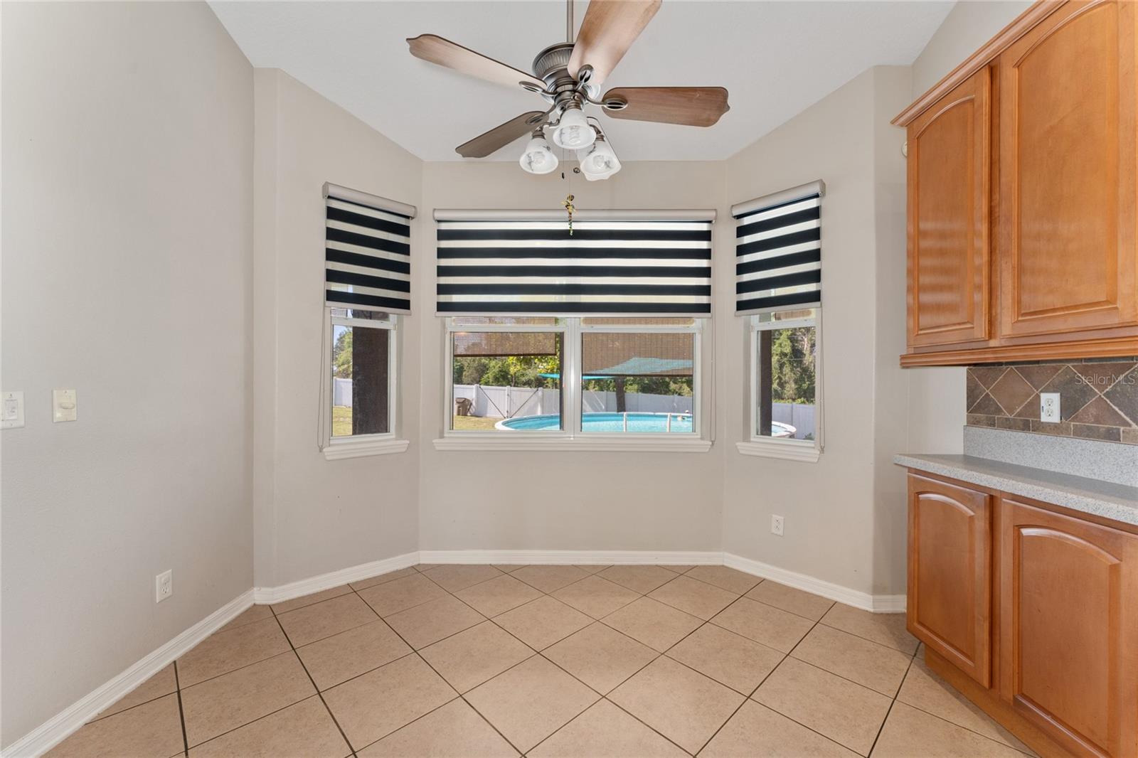 Image 11 of 51 For 10932 Williams Avenue