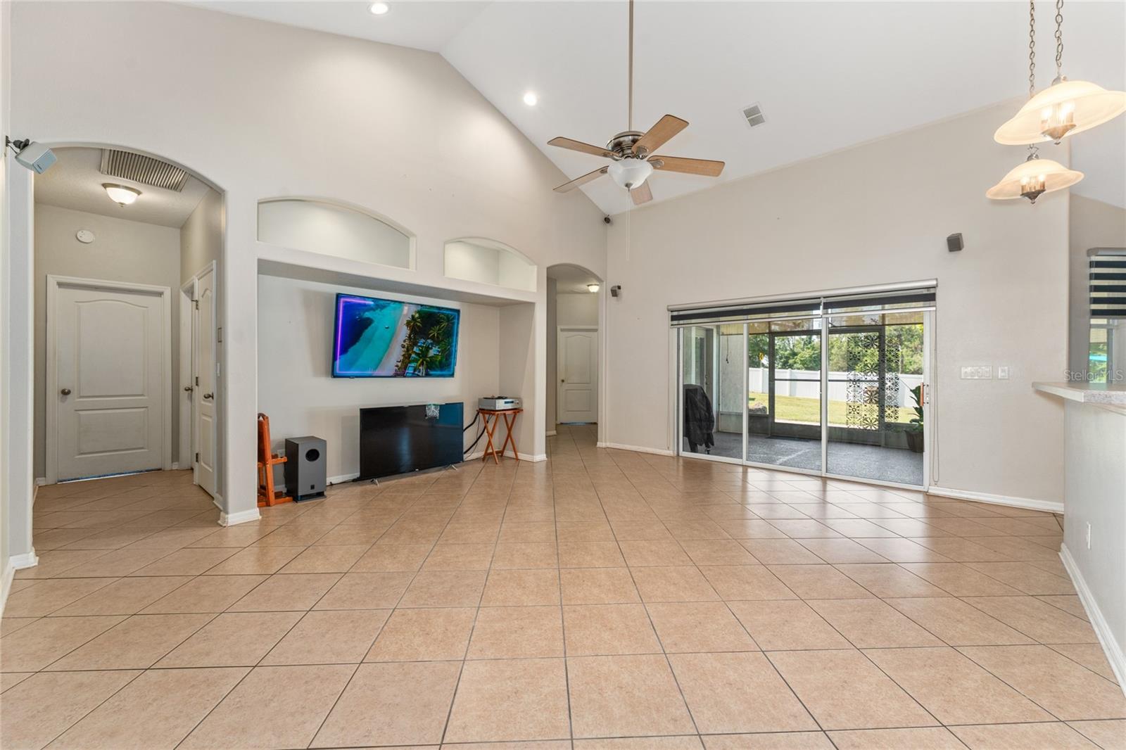 Image 12 of 51 For 10932 Williams Avenue