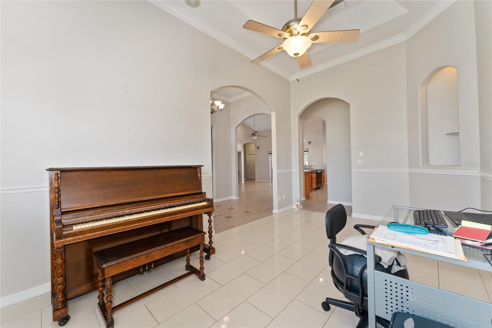 Image 14 of 51 For 10932 Williams Avenue