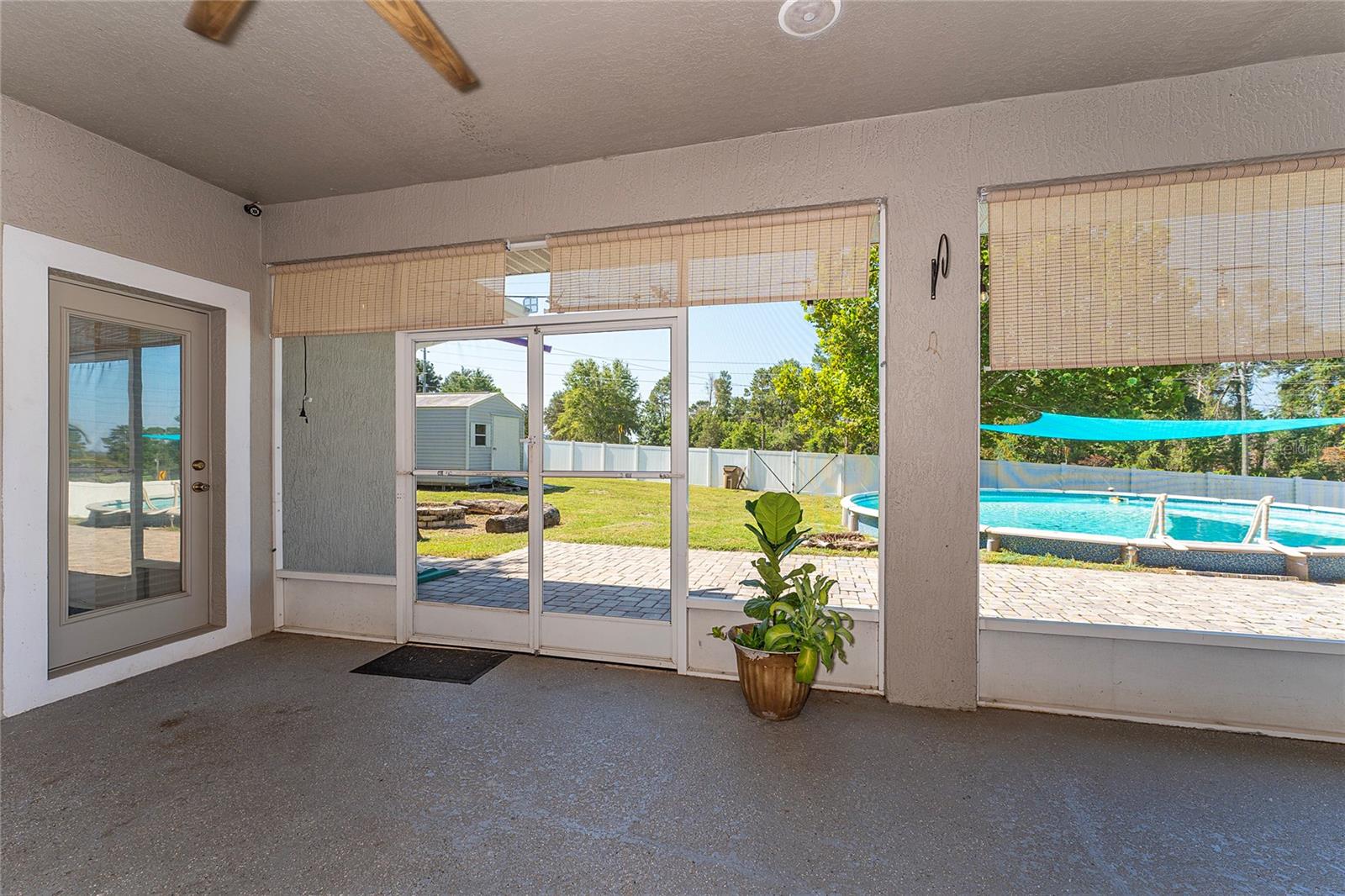 Image 31 of 51 For 10932 Williams Avenue