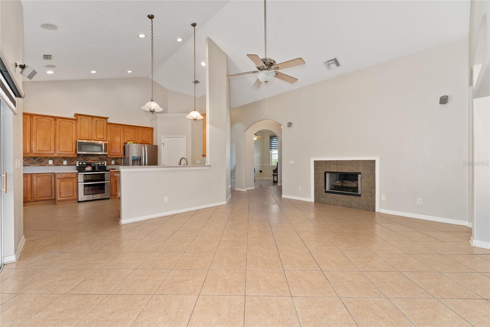 Image 7 of 51 For 10932 Williams Avenue