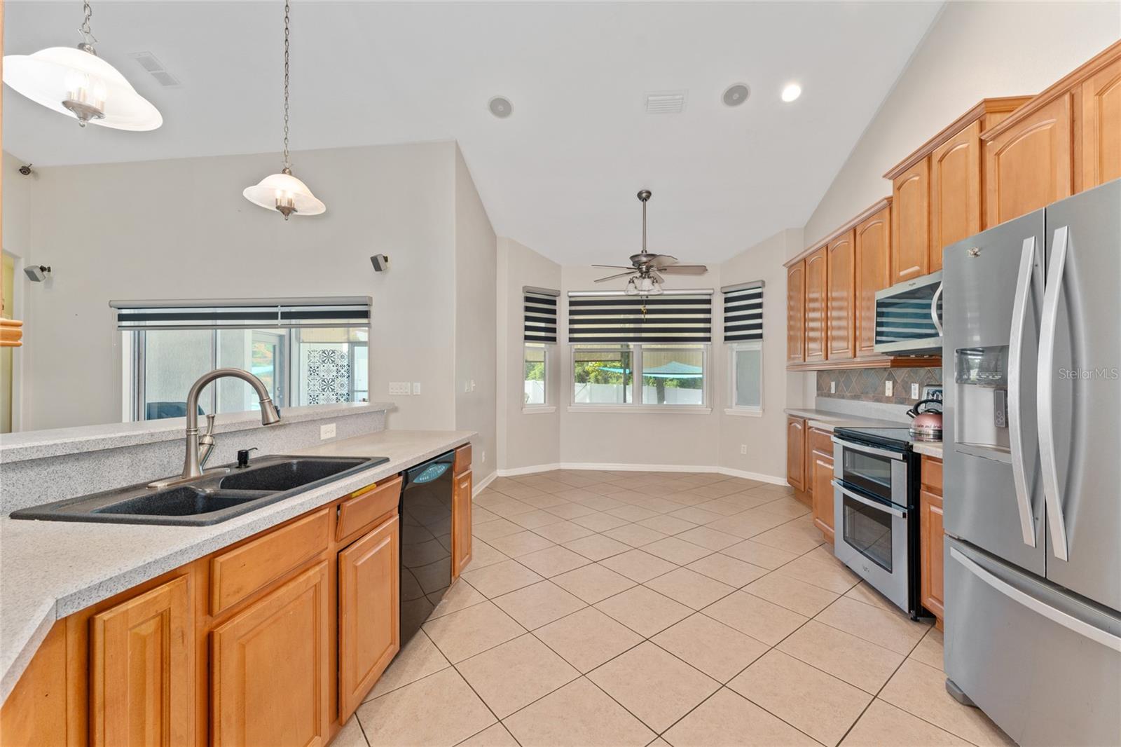 Image 9 of 51 For 10932 Williams Avenue