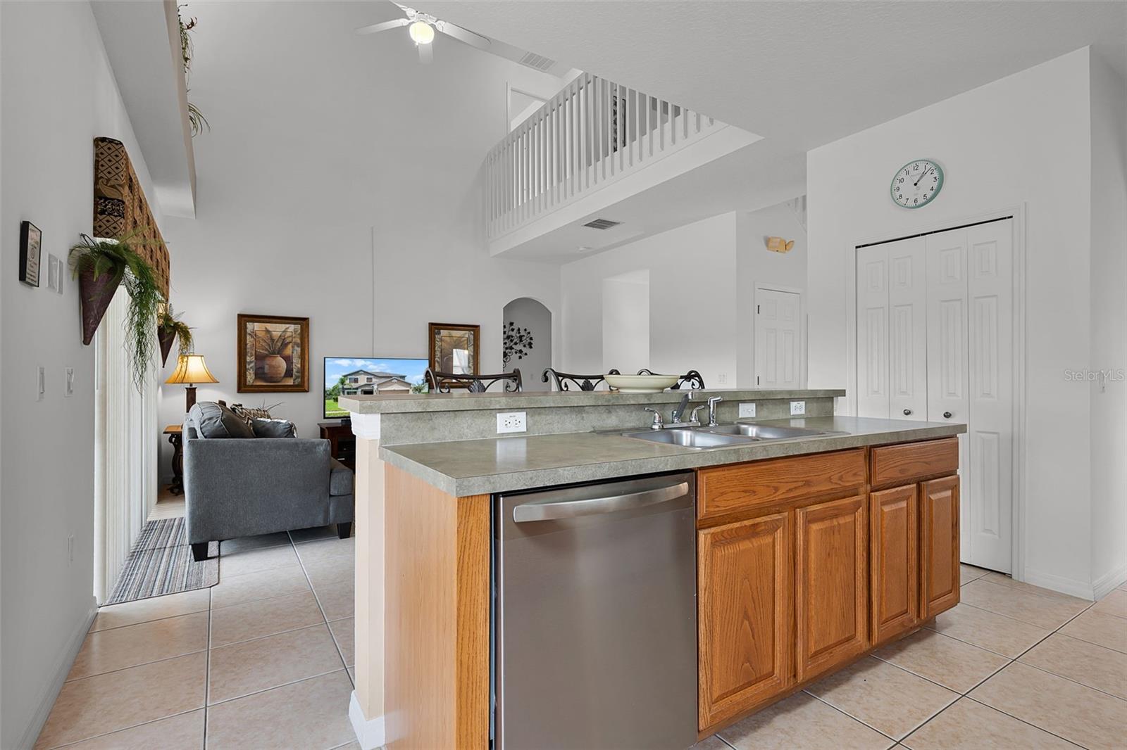 Image 11 of 50 For 918 Highgate Park Boulevard