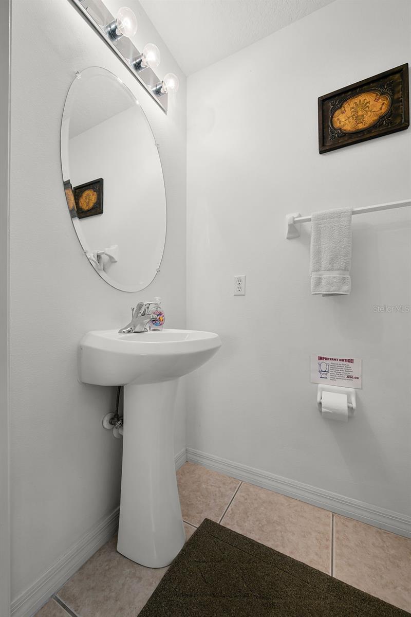 Image 13 of 50 For 918 Highgate Park Boulevard