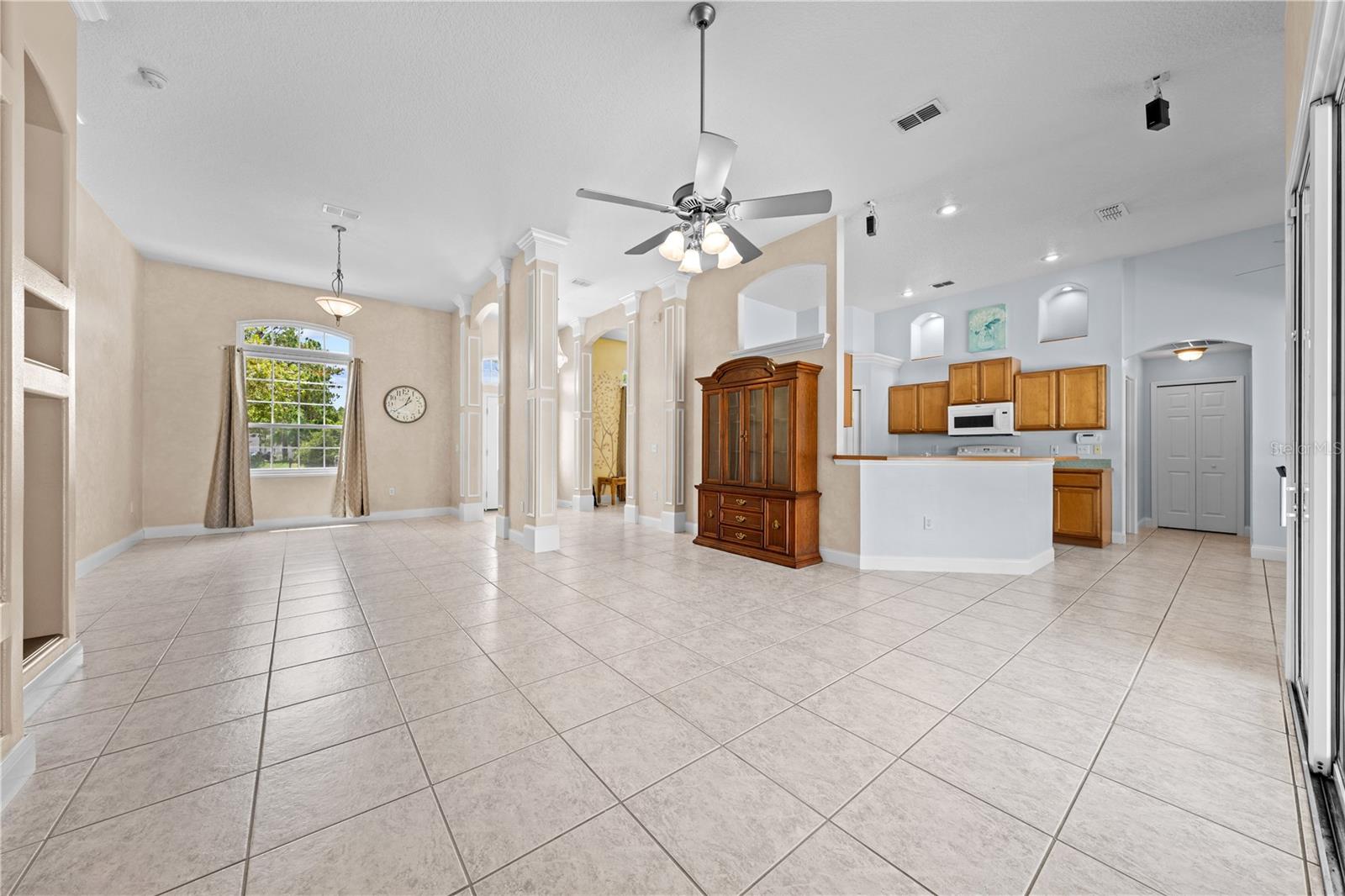Image 10 of 49 For 6985 Ranchero Court