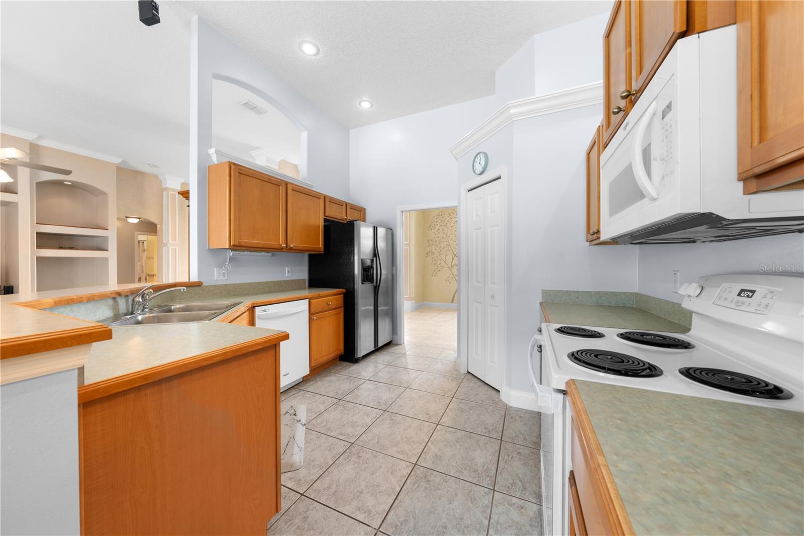 Image 15 of 49 For 6985 Ranchero Court